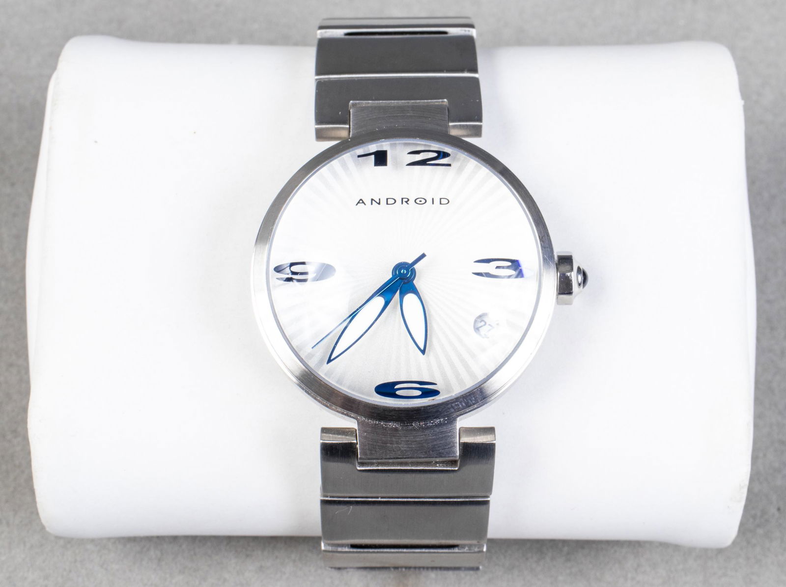 Android Retro Stainless Steel Watch (1 of 5)