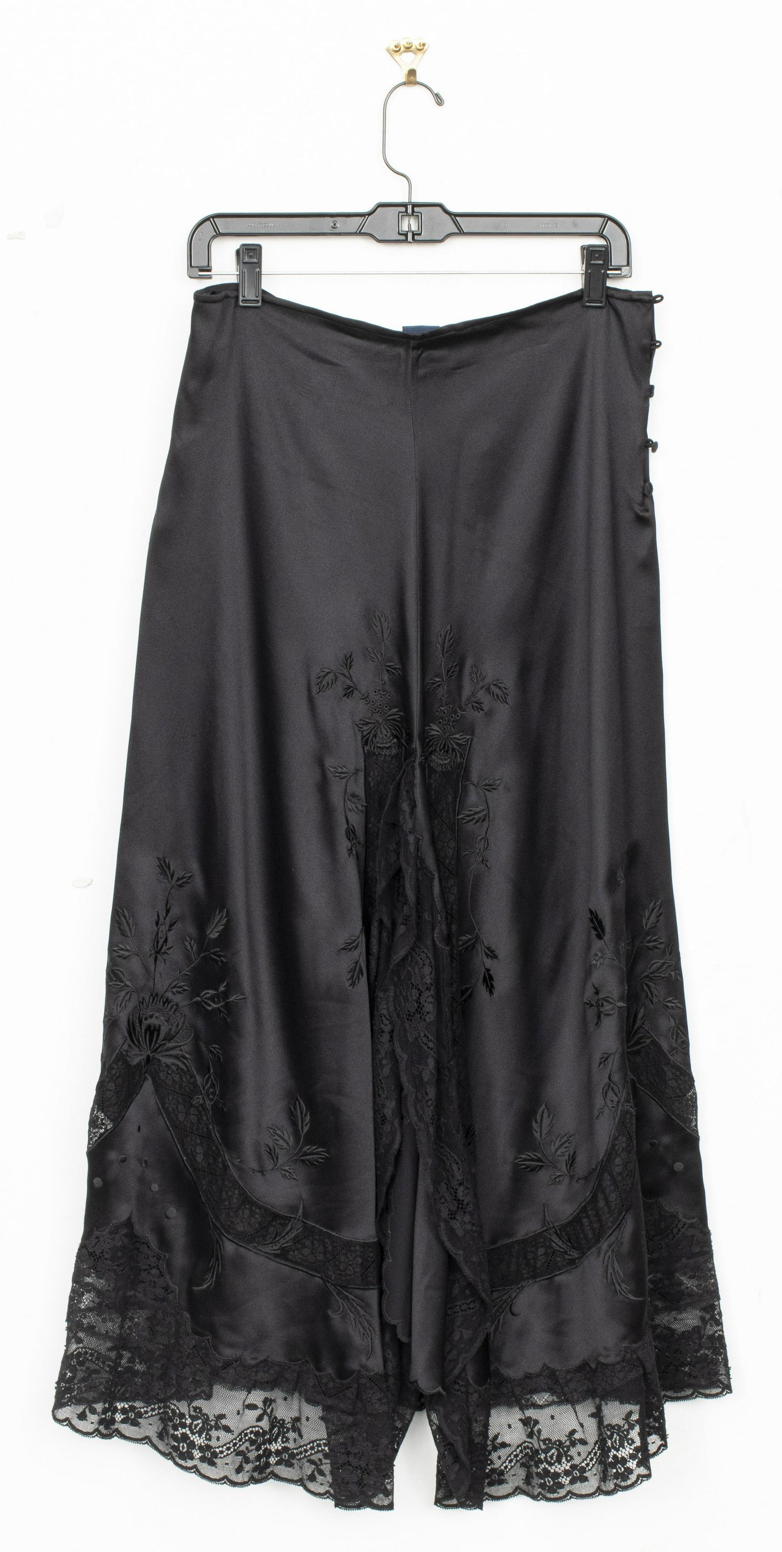 Ralph Lauren Black Embroidered Silk And Lace Skirt (1 of 4)