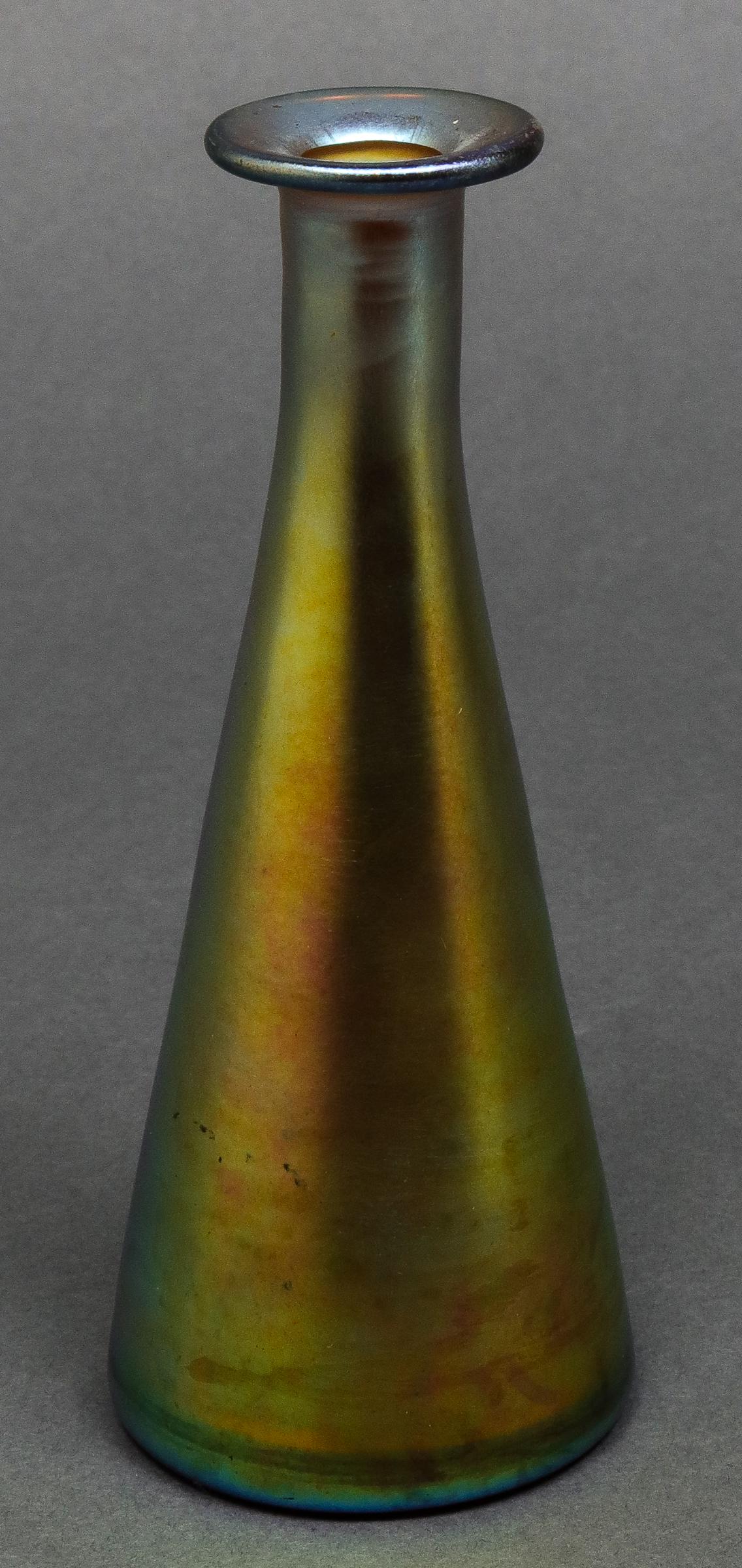 Steuben Aurene Art Glass Bud Vase (1 of 5)