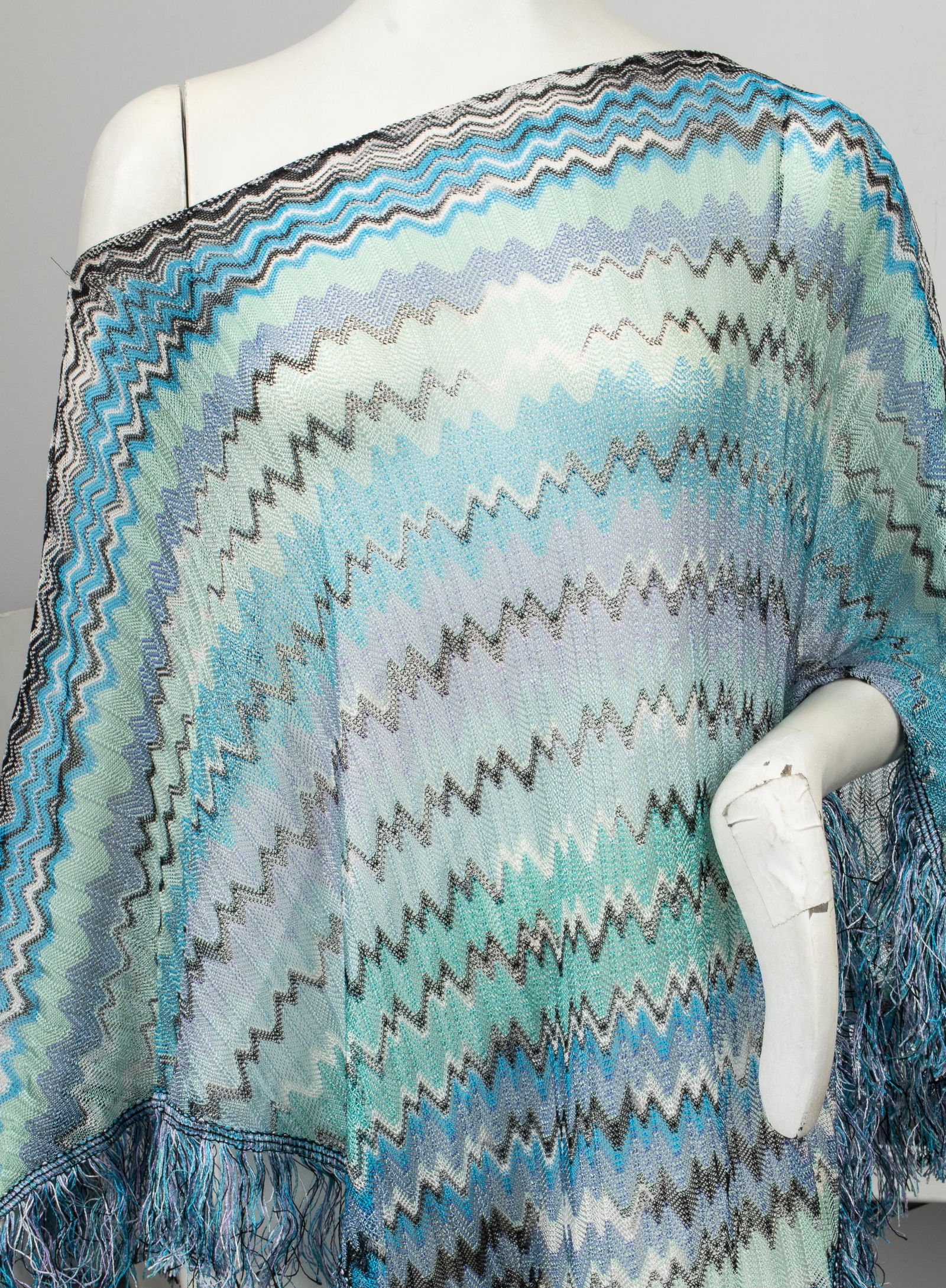 Vintage Missoni Poncho with Fringe (1 of 3)