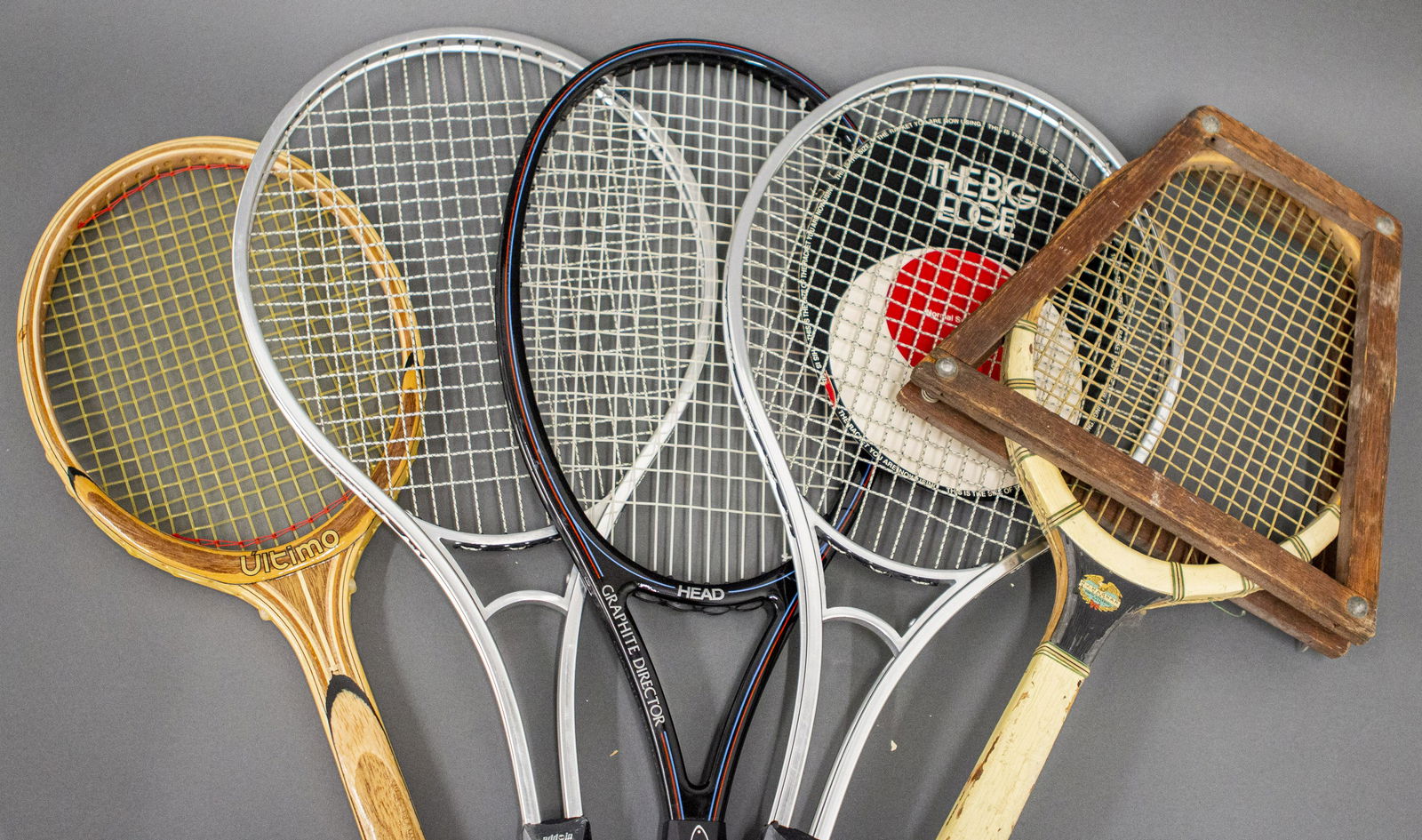 Wooden & Metal Tennis Racquets, 5 PCS. (1 of 9)
