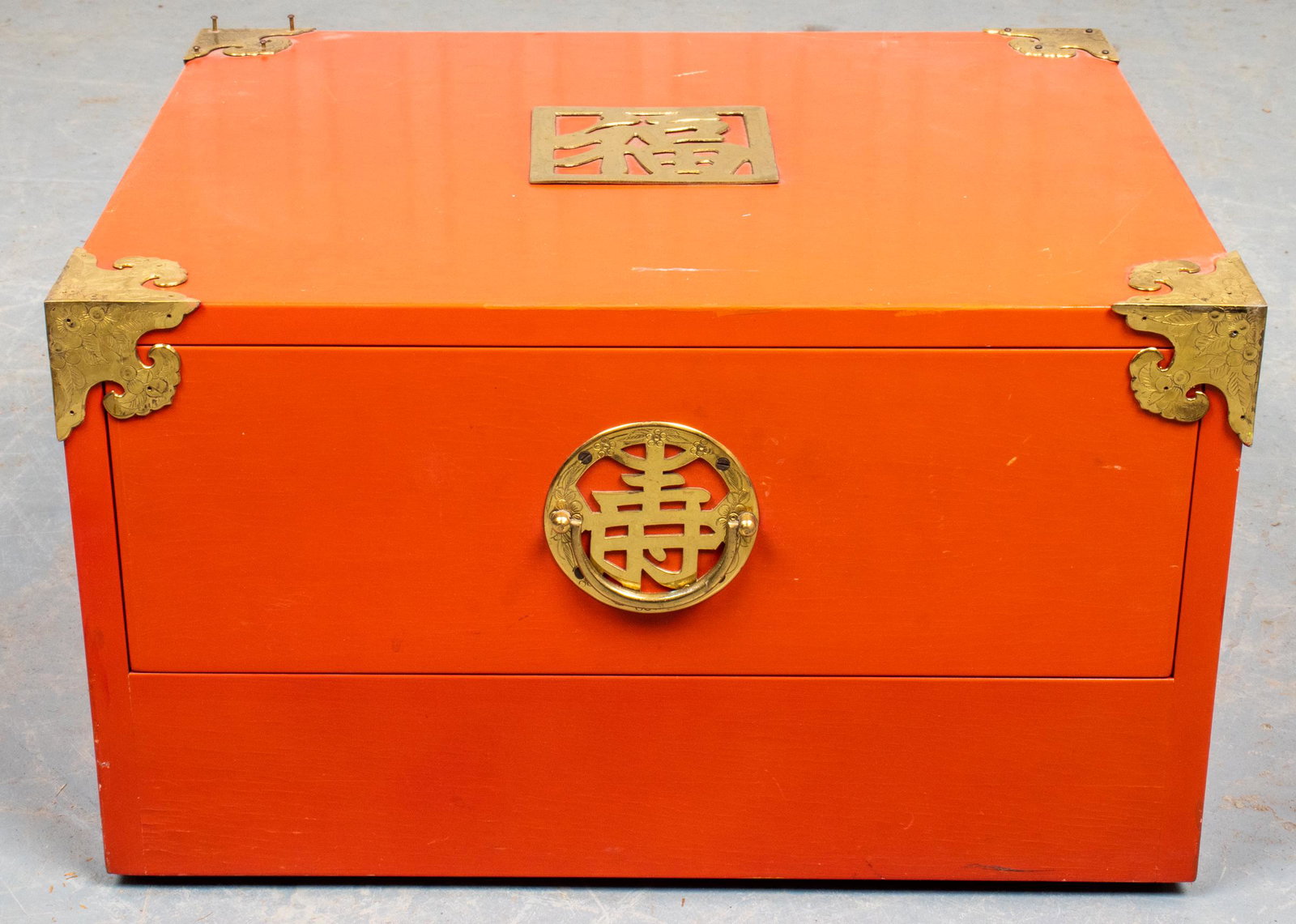 Japanese-Manner Red Lacquer Storage Box (1 of 10)