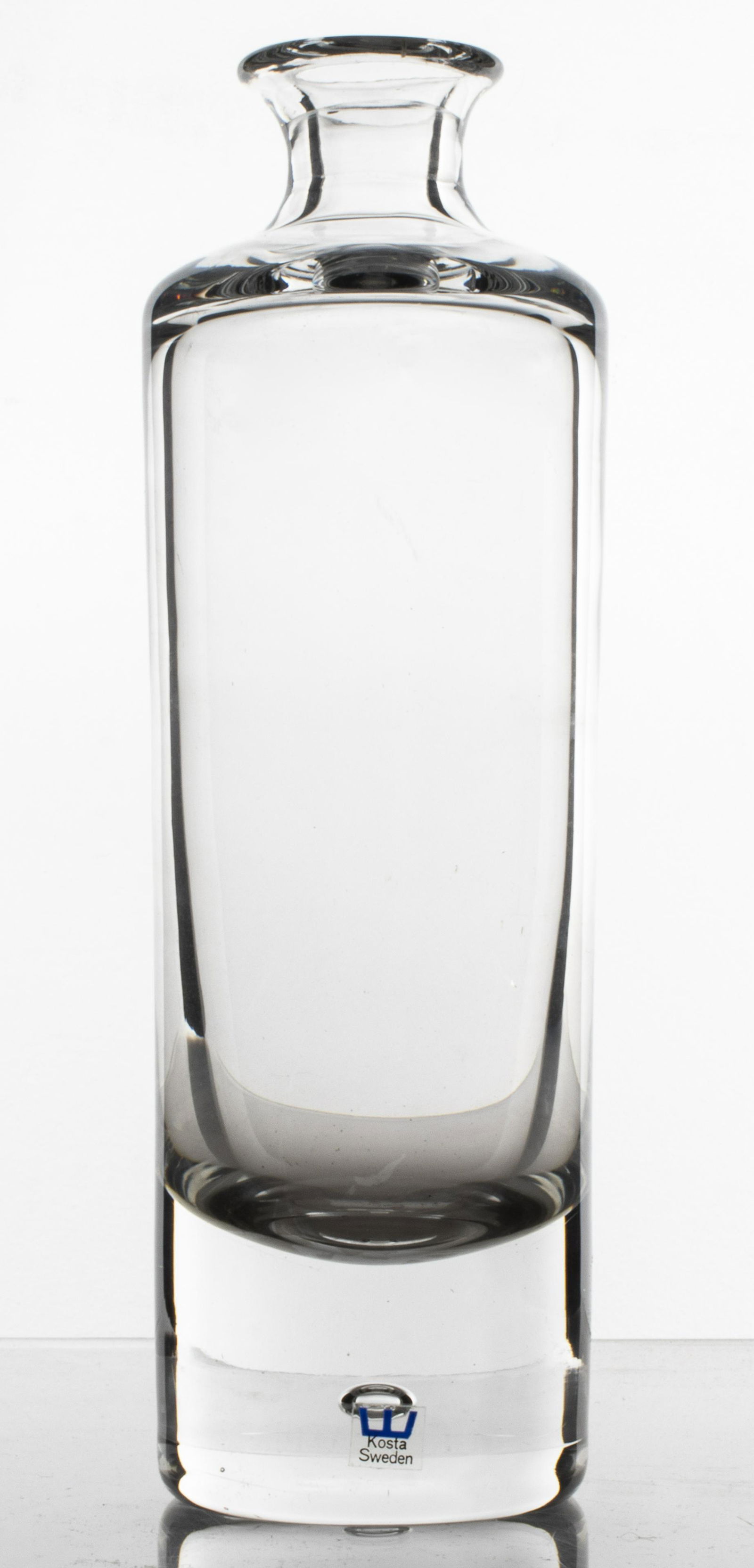 Kosta Sweden Crystal Bud Vase (1 of 2)