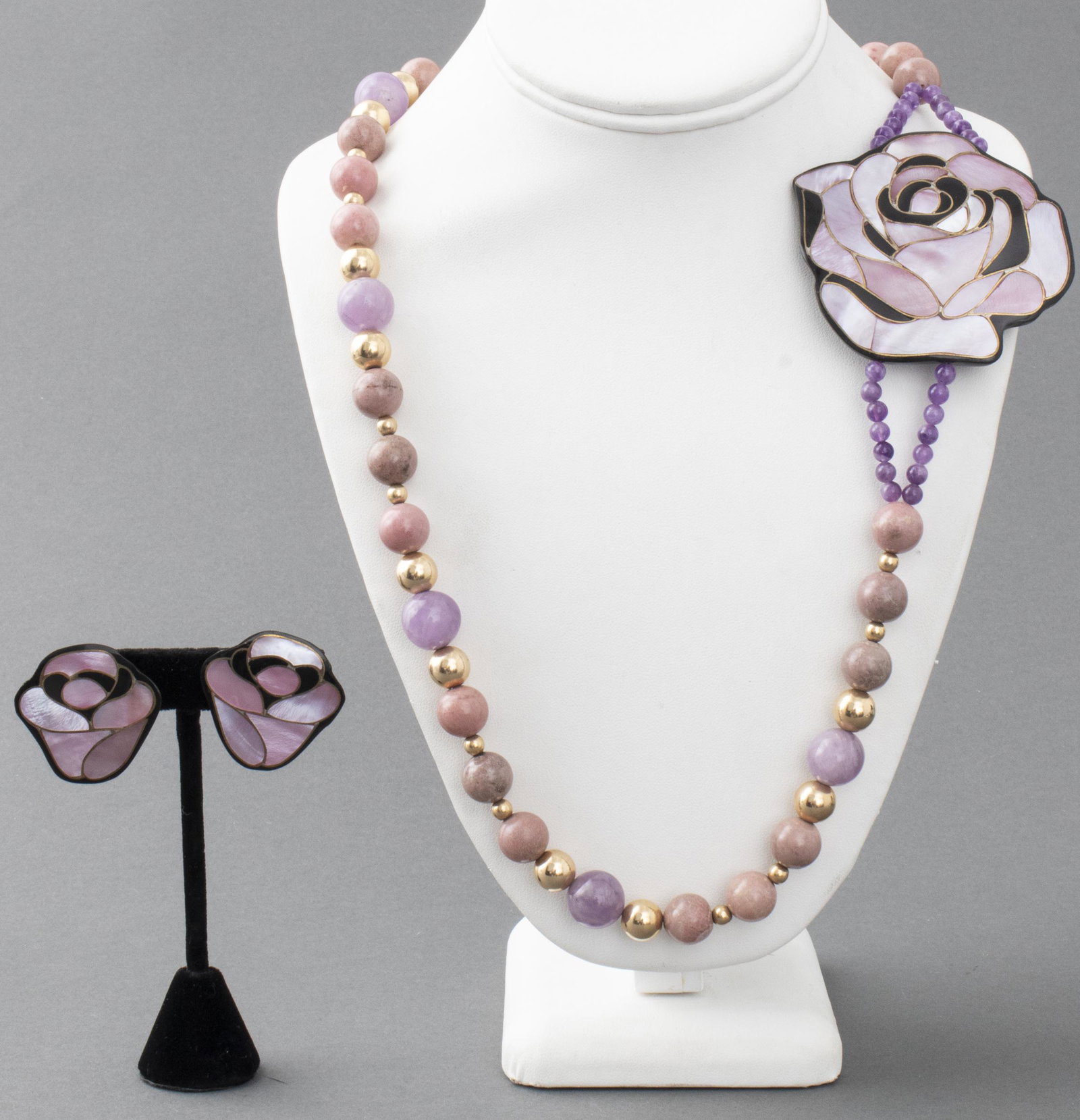 Rose Motif Hardstone & MOP Jewelry Set, 2 (1 of 9)