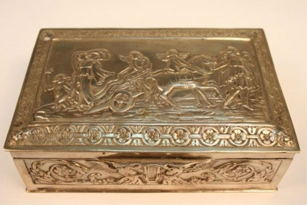 800 Silver Art-Nouveau Angels & Chariot Box: Rectangular box with a hinged lid featuring a central figural scene with an angel, putti, a woman and a horse-drawn chariot, and decorated with floral and folate patterns with angels and harps on the