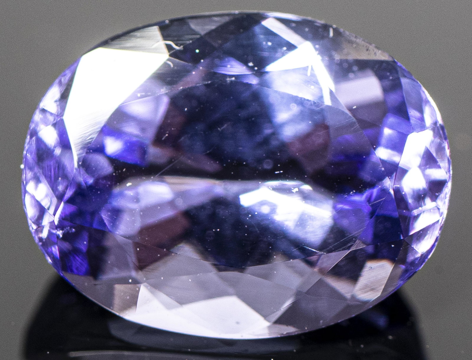 2.80 Ct. Loose Oval-Cut Tanzanite Stone: 2.80 ct. loose oval-cut tanzanite stone. Stone measures approx: 10 x 8mm.