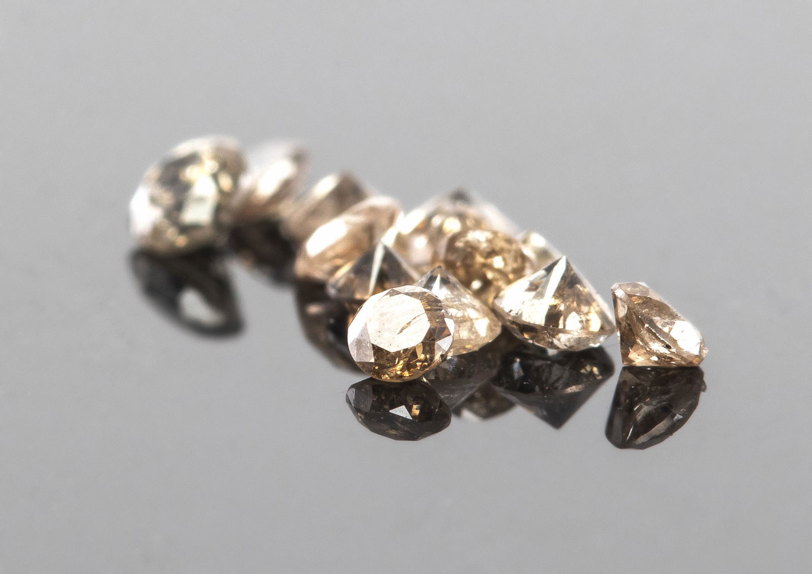 0.30 Cttw. Loose Round Champagne Diamond Parcel (1 of 5)