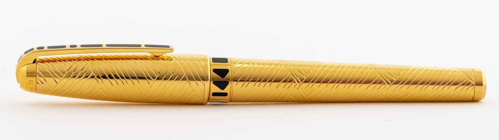 S.T. Dupont Africa Limited Edition Fountain Pen (1 of 7)