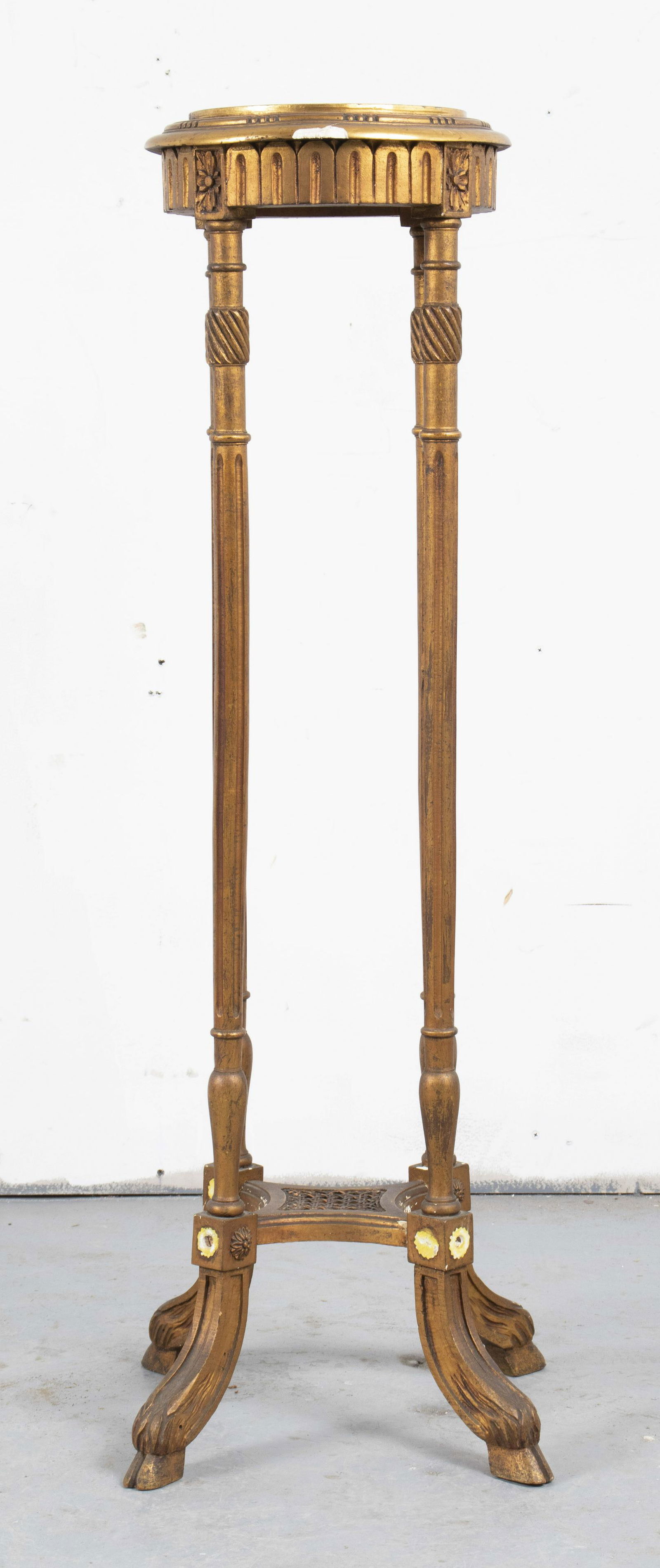 Rococo Revival Giltwood Stand (1 of 12)