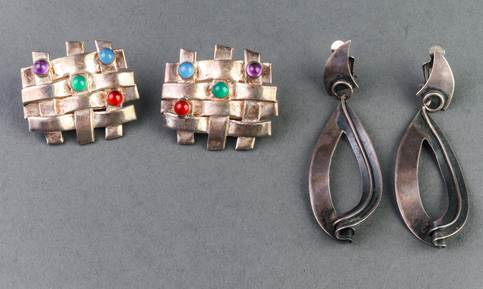 Mid-century Modern Pair of Silver Earrings, 2 Pair (1 of 3)