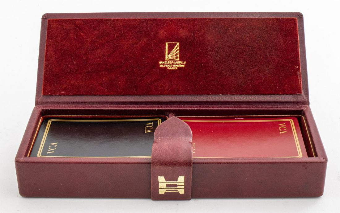 Van Cleef & Arpels Playing Cards (1 of 8)