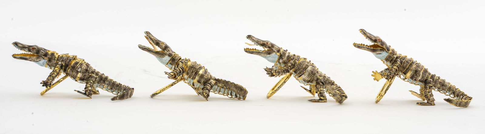 Articulated Alligator Napkin Rings, Set of 4 (1 of 8)