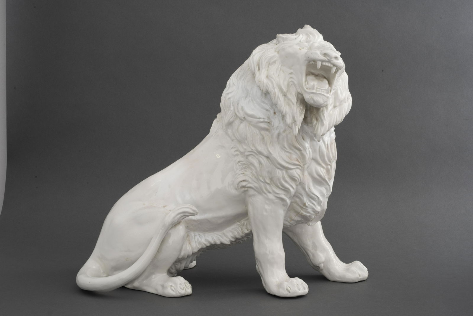 Large Ceramic Lion (1 of 4)