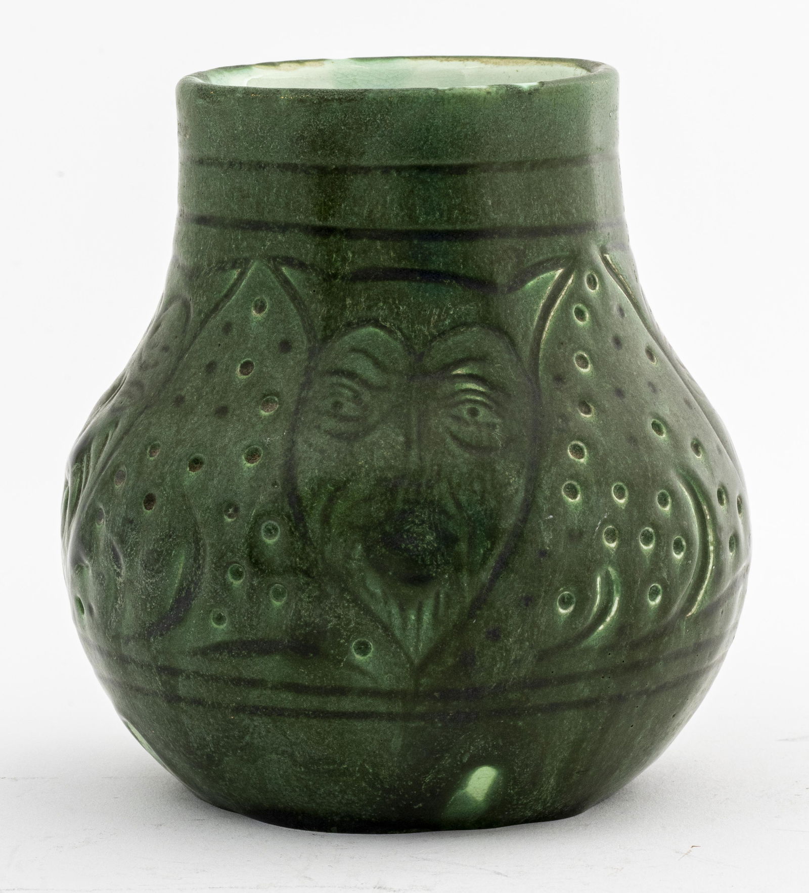 Arts & Crafts Hampshire Pottery Green Vase (1 of 5)