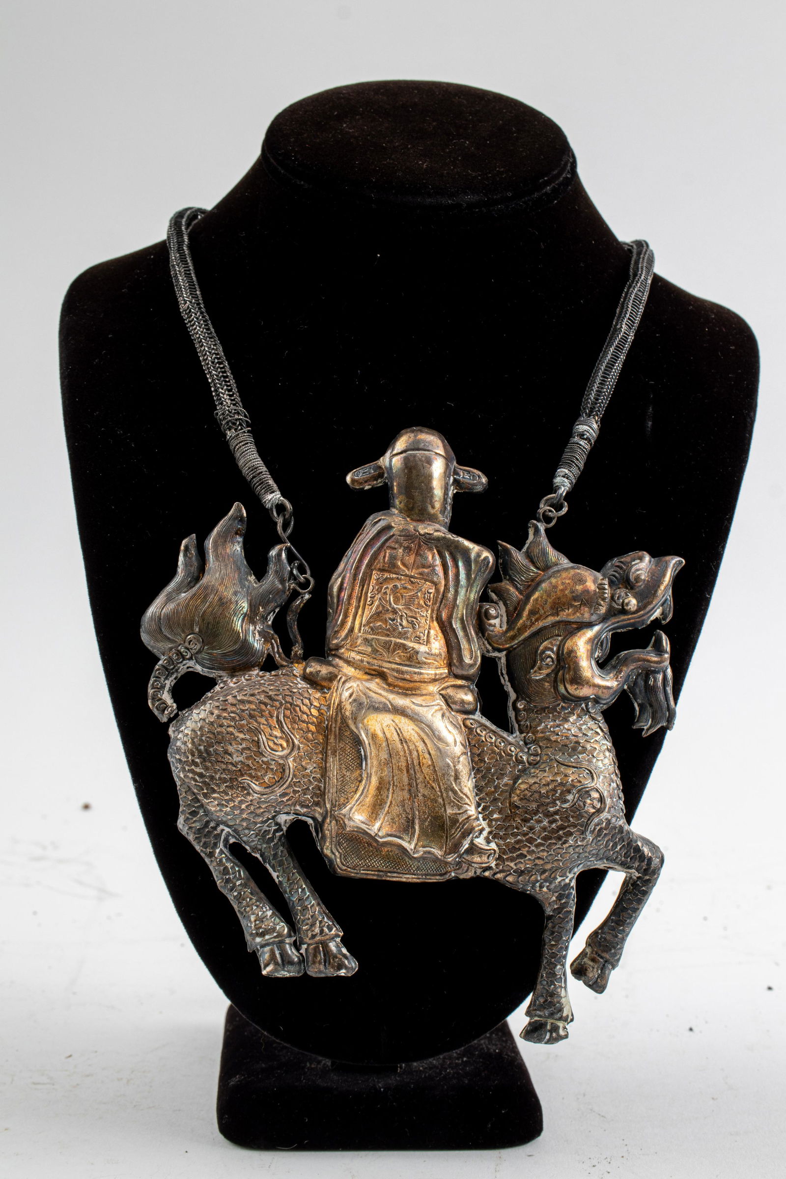 Chinese Silver Necklace with Qilin Pendant (1 of 15)