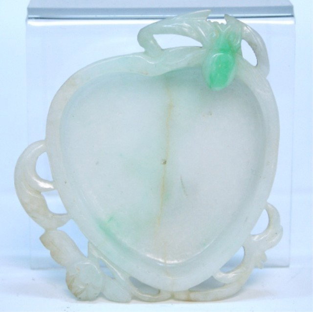 Chinese Jadeite Peach Brushwasher with Bats: Small carved peach-shaped brushwasher with bats, jadeite, China; unmarked. Dimensions: Approximately 3-1/4"L x 3"W x 5/8"H