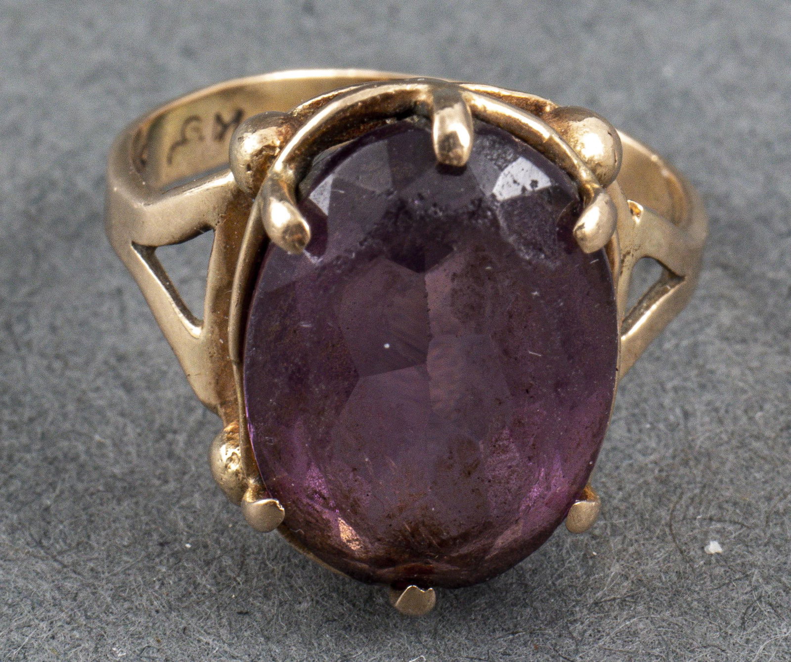 Victorian Revival 14K Yellow Gold Amethyst Ring (1 of 12)