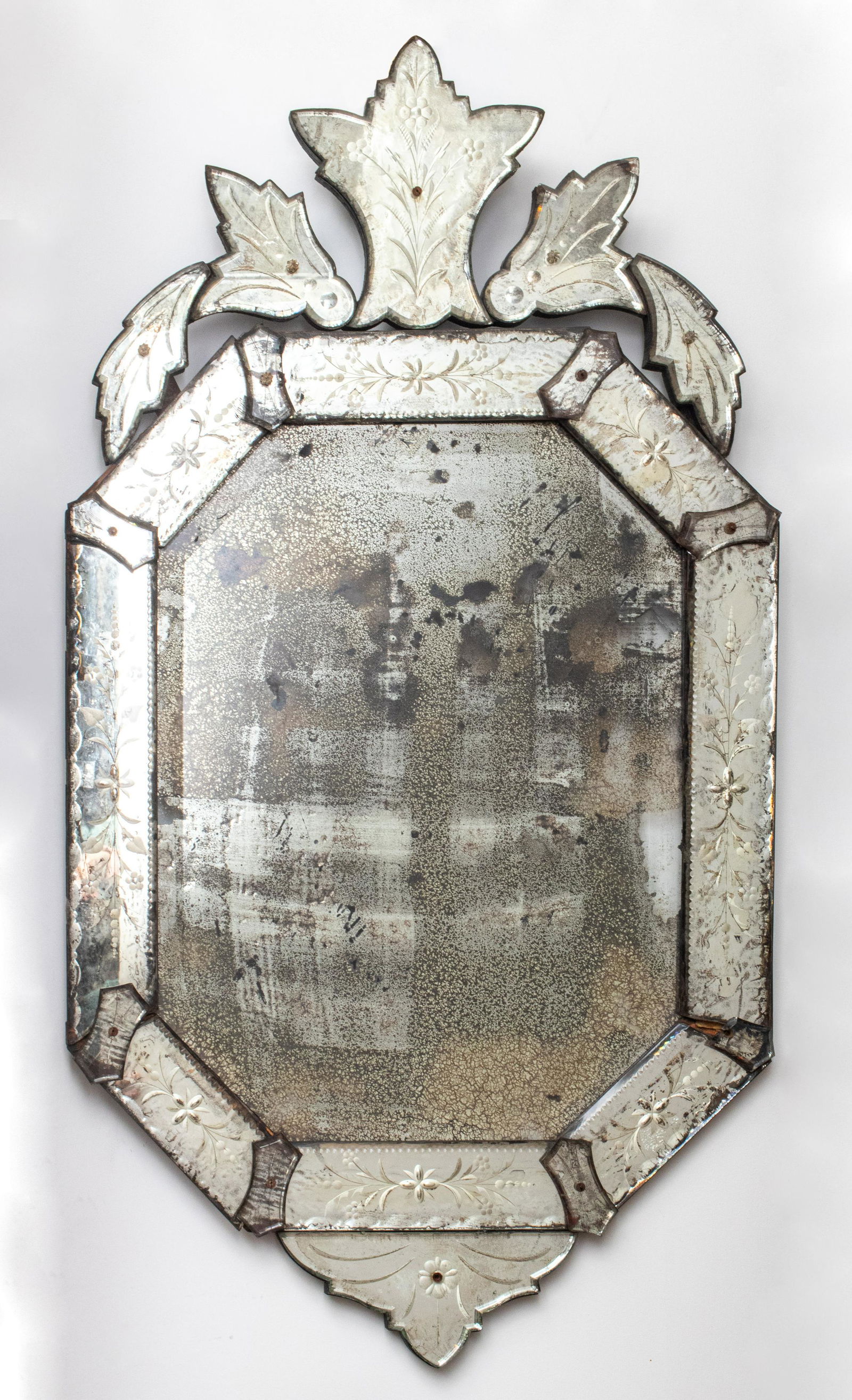 Venetian Wheel-Engraved Silvered Mirror (1 of 6)