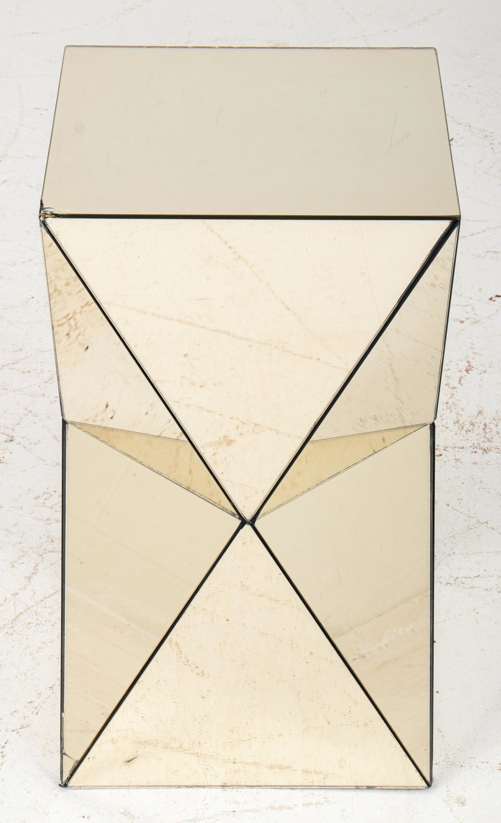 Geometric Mirrored Side Table: Geometric side table decorated with mirrors. 21" H x 12" W x 12" D. Condition: Small losses to the corners and edges.