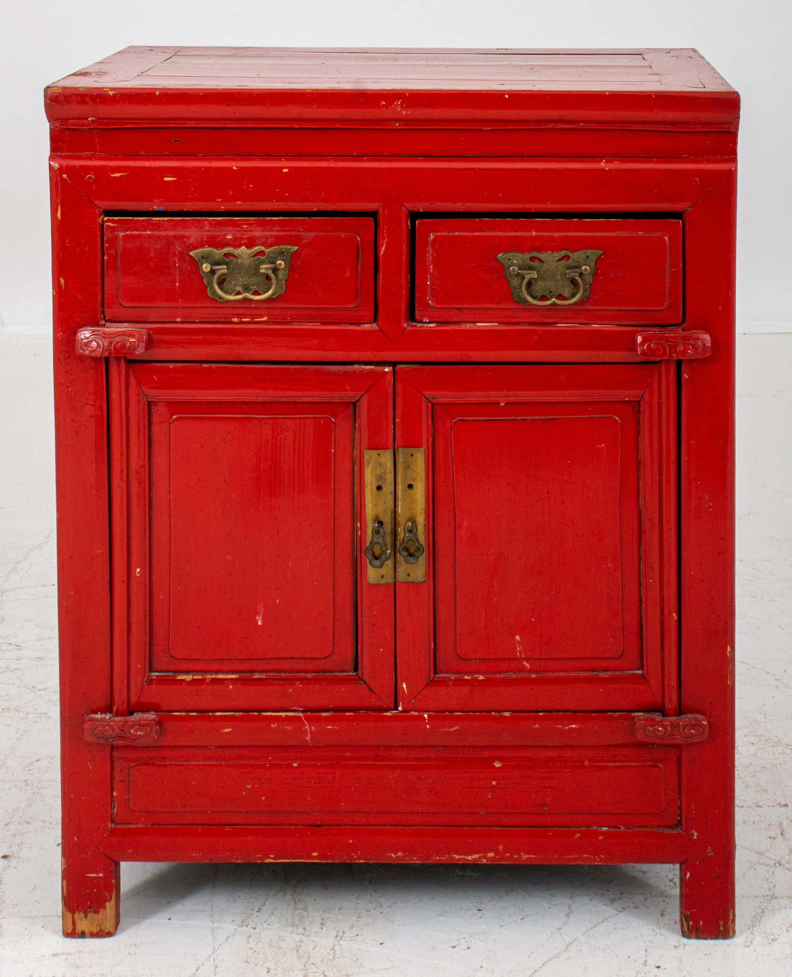 Chinese Red Lacquered Wood Cabinet (1 of 13)