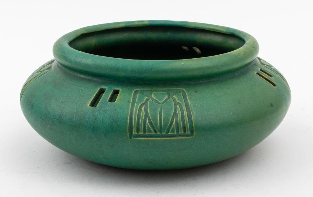 Arts & Crafts Matte Green Scarab Motif Bowl (1 of 6)