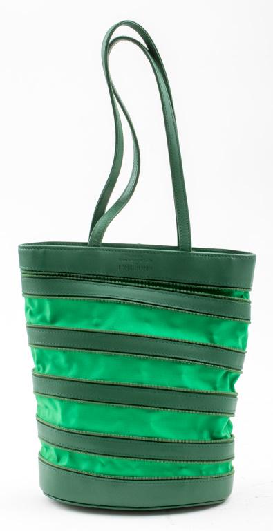 Longchamp shop bag zipper