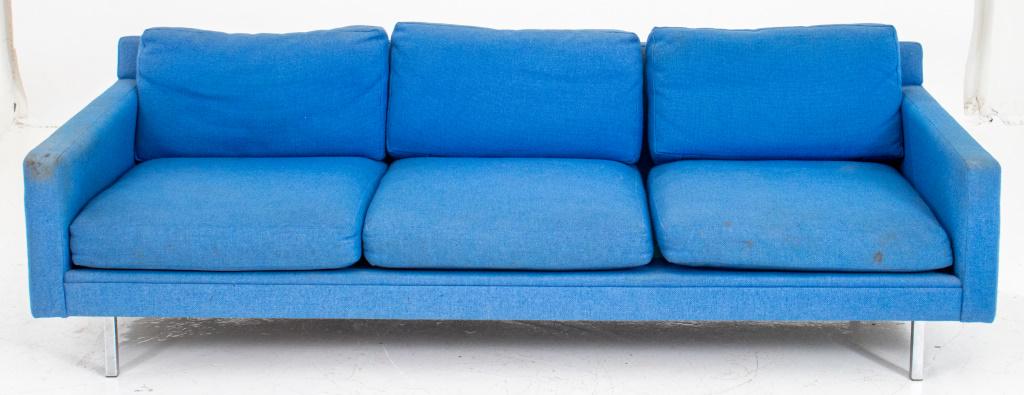 Mid-century Modern Sofa after Florence Knoll (1 of 10)