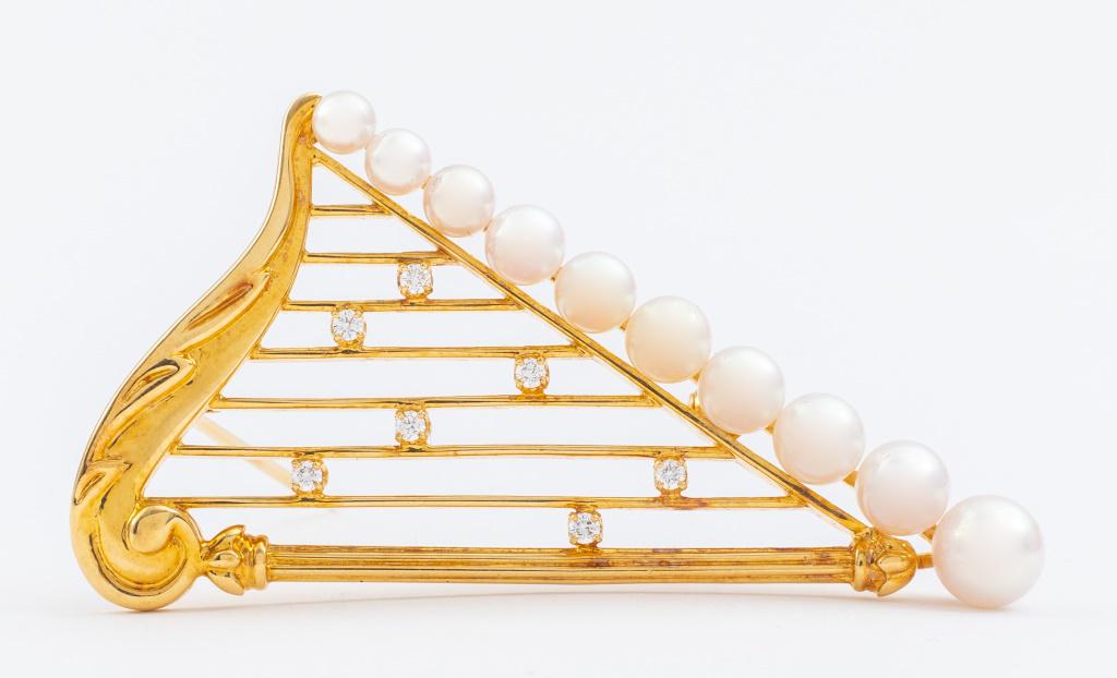 Mikimoto 18K Yellow Gold Pearl & Diamond Pin (1 of 8)