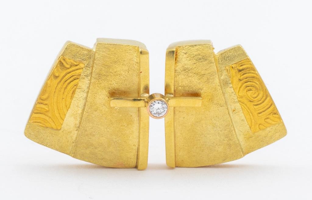 18K Yellow Gold & Diamond Slide Pendant (1 of 5)