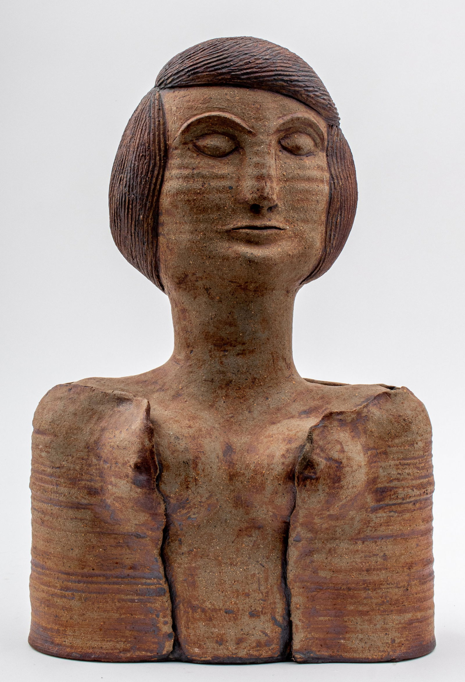 Louis Mendez Stylized Woman Ceramic Bust (1 of 11)