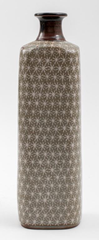 Korean Ceramic Bottle (1 of 8)