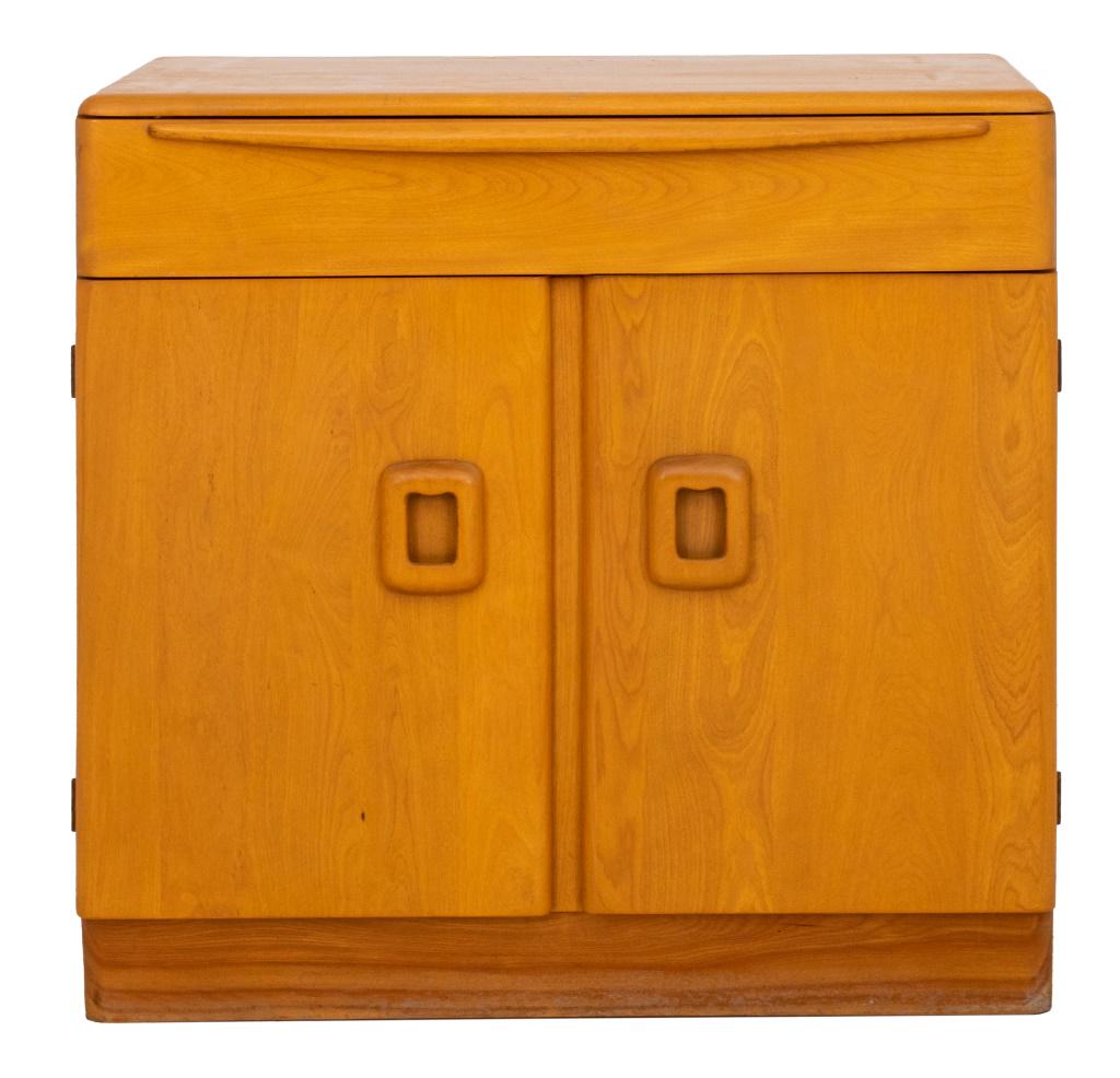 Mid-Century Modern Haywood Wakefield Bar Cabinet (1 of 9)