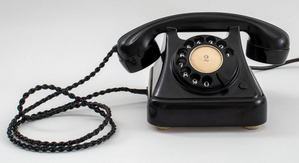 Vintage Albiswerk Zurich Bakelite Rotary Telephone (1 of 6)