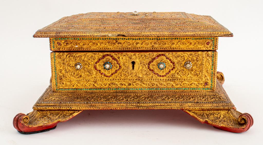 Siamese Shell And Gem Set Giltwood Coffer, 19th c (1 of 10)
