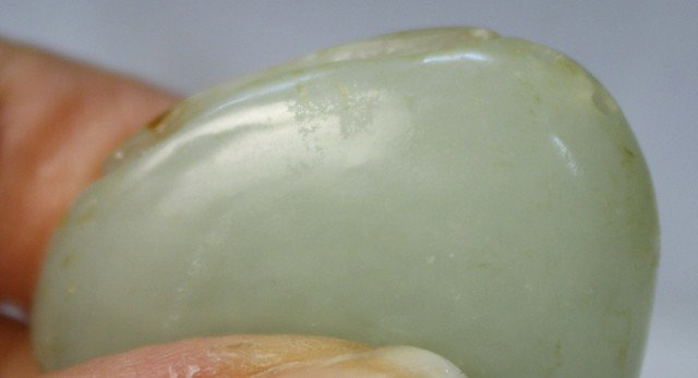 Chinese Small Jade Carving with Crab - 4