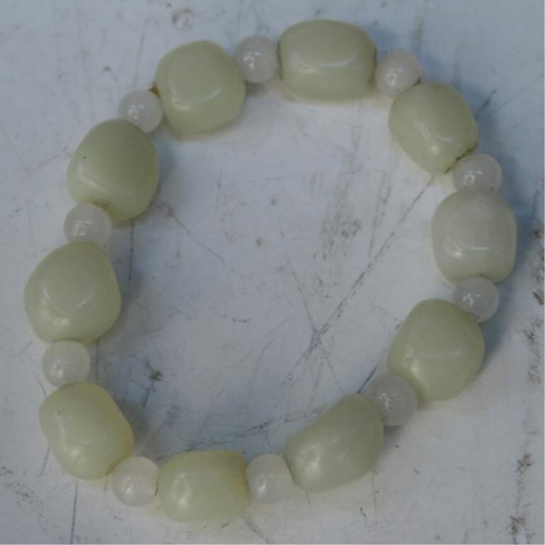 Chinese Jade Beaded Bracelet - 4