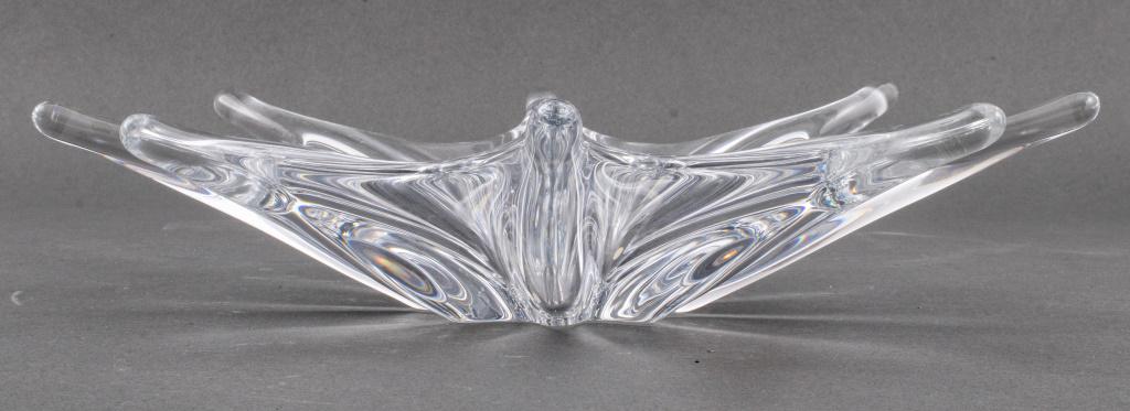 Baccarat Free-Form Centerpiece Crystal Bowl: Baccarat Mid-Century free-form centerpiece crystal bowl, engraved "Baccarat - France" to underside. 3" H x 14" Diameter.