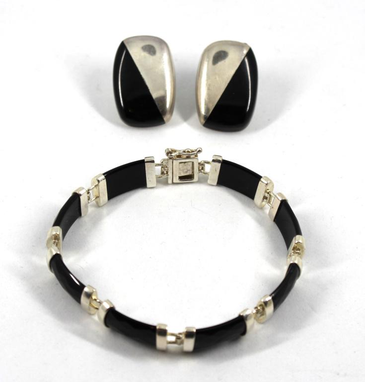 Contemporary Modern Silver & Faux-Onyx Jewelry (1 of 10)