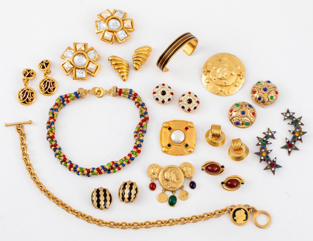 Vintage Designer Costume Jewelry, 15 pcs. (1 of 12)