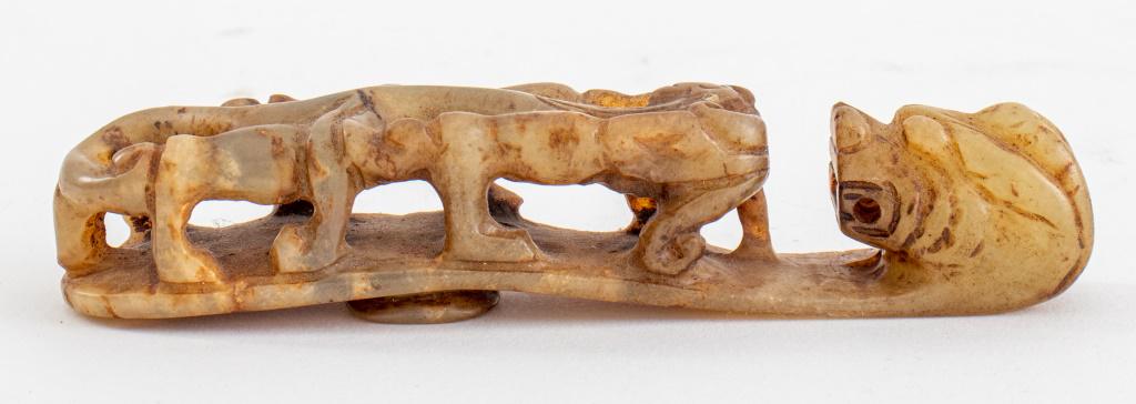 Chinese Jade Belt Hook (1 of 6)