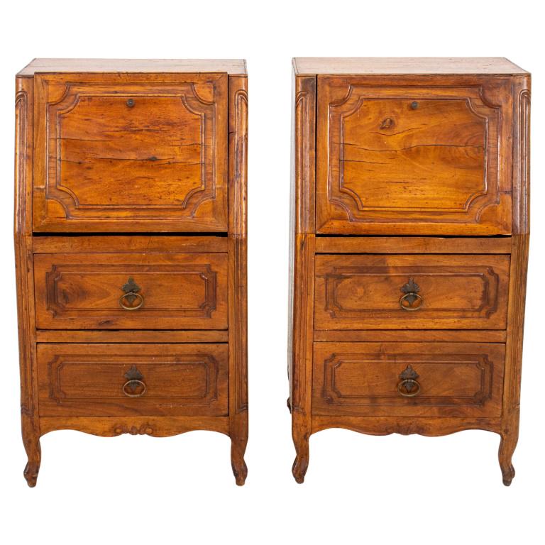 French Louis XV Style Oak Bedside Cupboard, 2 (1 of 7)