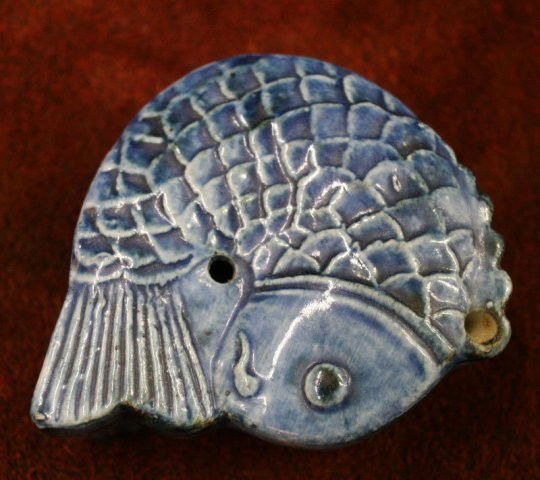 Korean Antique Blue Porcelain Fish Water Dropper: Korean antique blue porcelain fish form water dropper. The water dropper was one of the Joseon Dynasty scholar's most prized possessions. He would use it to mix his ink when writing letters, painting,