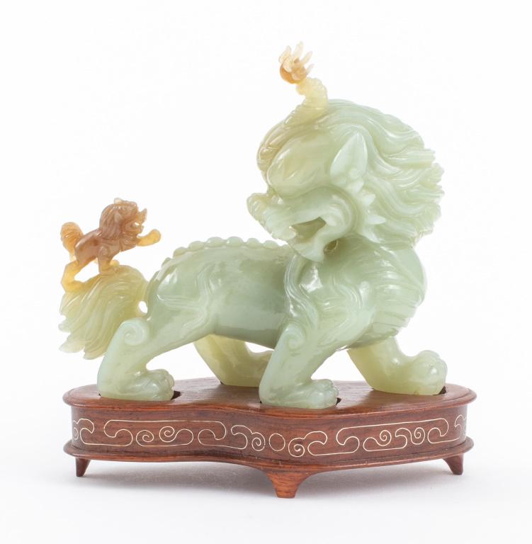 Chinese Jade Carving of a Foo Lion (1 of 12)