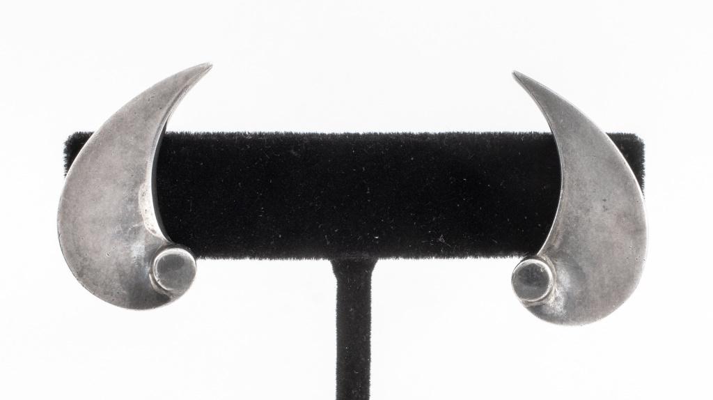 Vintage Antonio Pineda Sterling Wave Earrings (1 of 6)