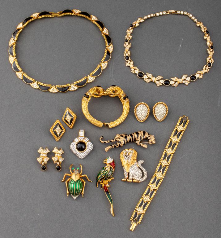 Vintage Designer and Costume Jewelry, 12 pcs. (1 of 15)