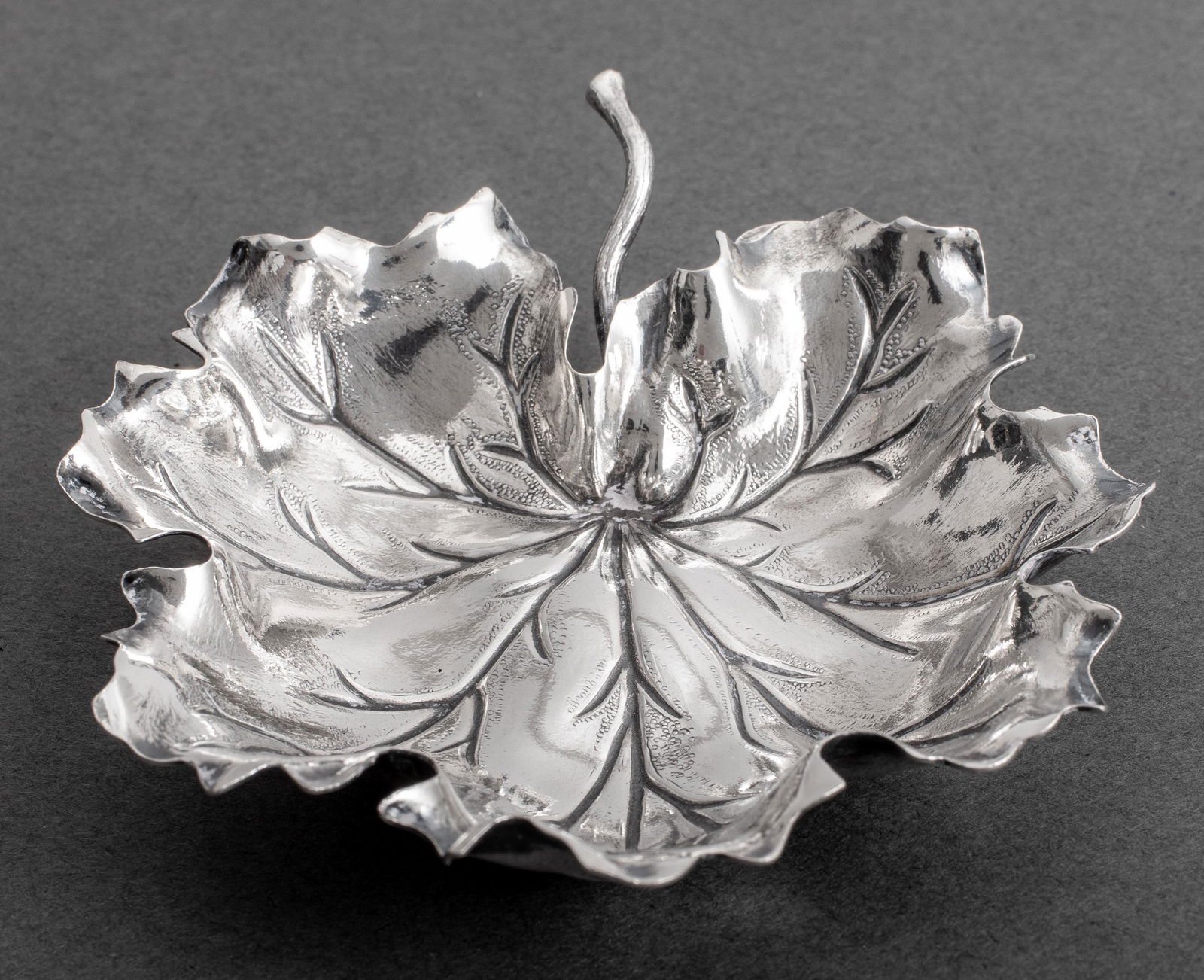 Gianmaria Buccellati Sterling Leaf Form Dish (1 of 9)