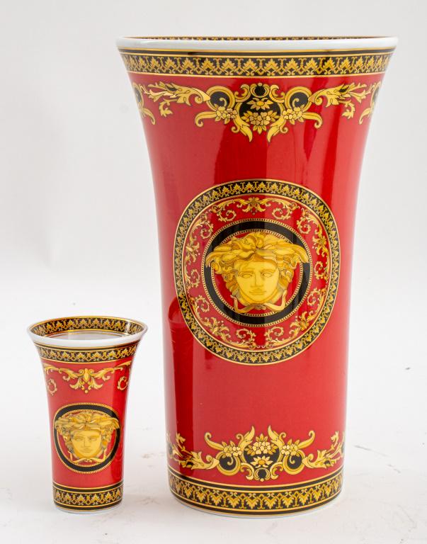 Rosenthal For Versace "medusa" Porcelain Vase, 2 Apr 23, 2023 Auctions At Showplace In Ny