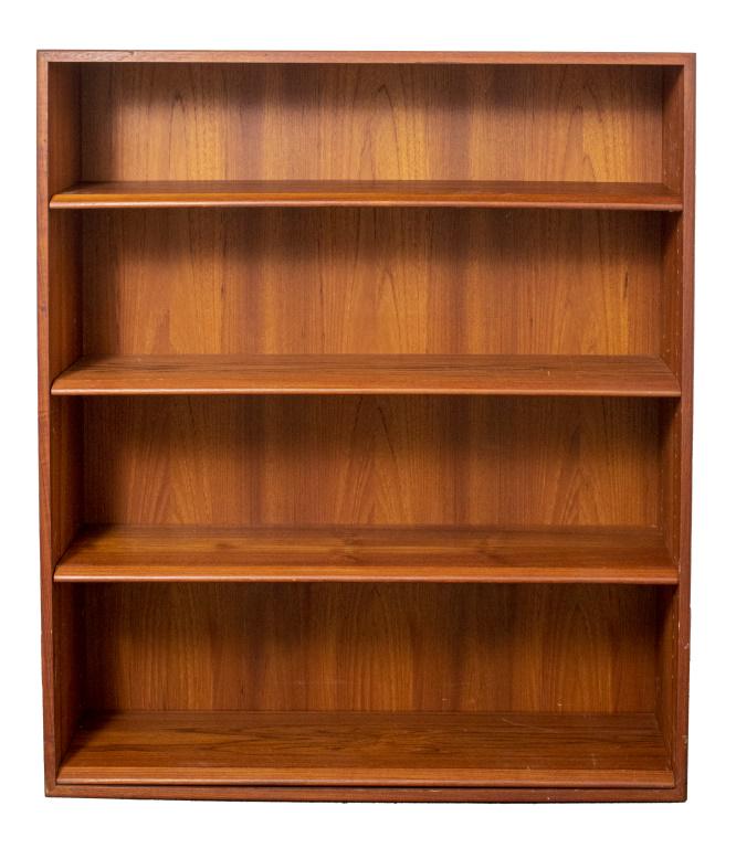 Hardwood Soborg Mobelfabrik Danish Mid-Century Modern bookcase with four shelves, marked to (1 of 8)