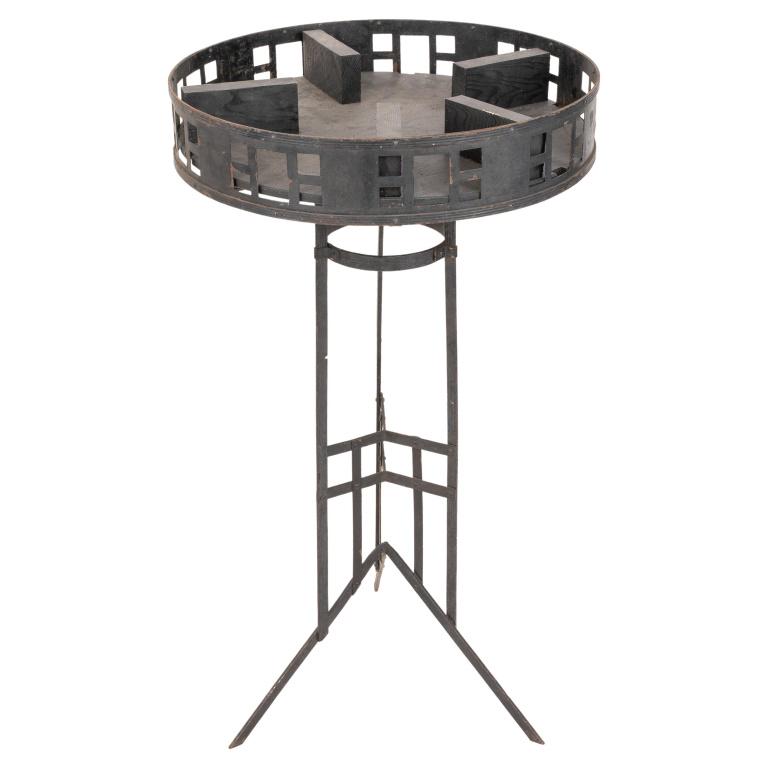 American Arts & Crafts Wrought Iron Planter Stand (1 of 8)