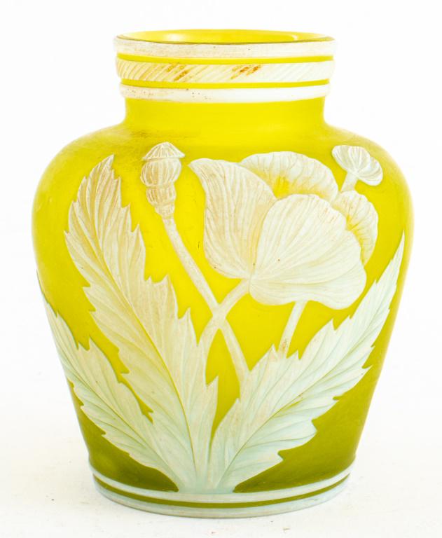 Thomas Webb English Cameo Glass Diminutive Vase: Thomas Webb (English, 1804-1869) diminutive chartreuse cameo glass vase decorated with ropetwist neck and poppies in white on green. 3" H x 3" diameter.
